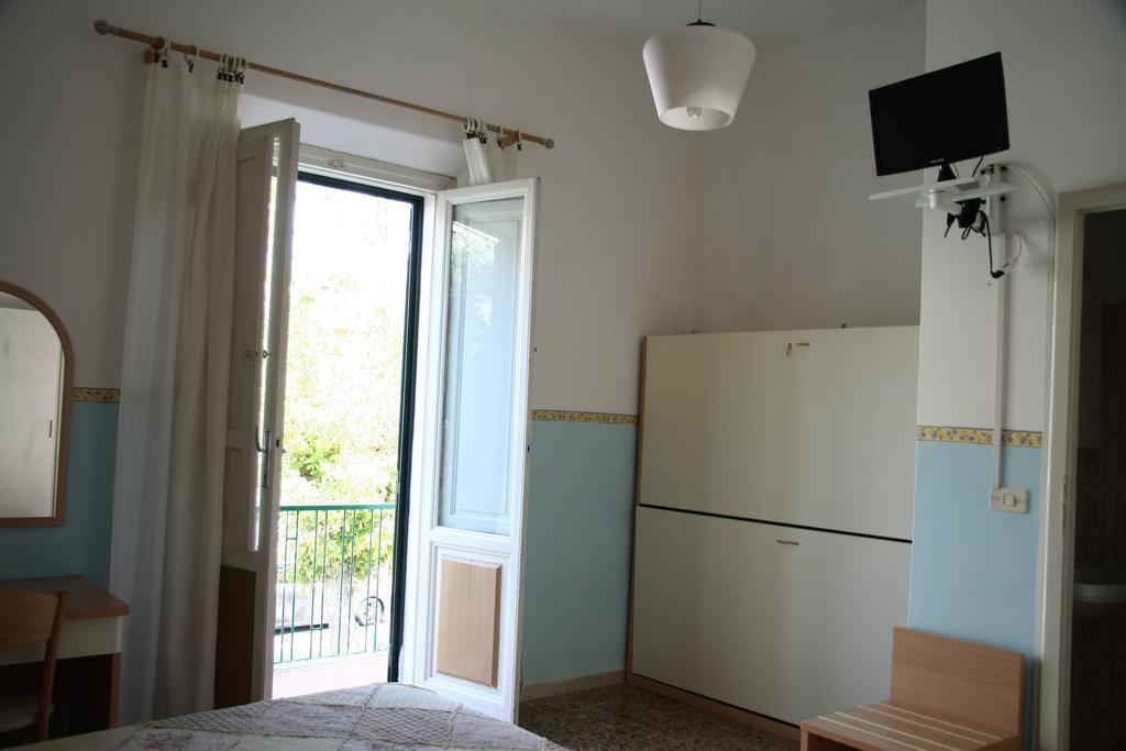 Hotel Ornella Lido di Camaiore Dış mekan fotoğraf