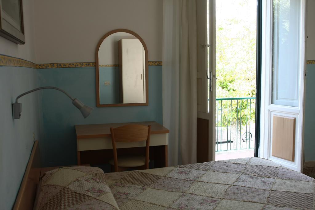 Hotel Ornella Lido di Camaiore Dış mekan fotoğraf
