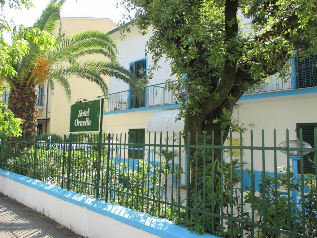 Hotel Ornella Lido di Camaiore Dış mekan fotoğraf