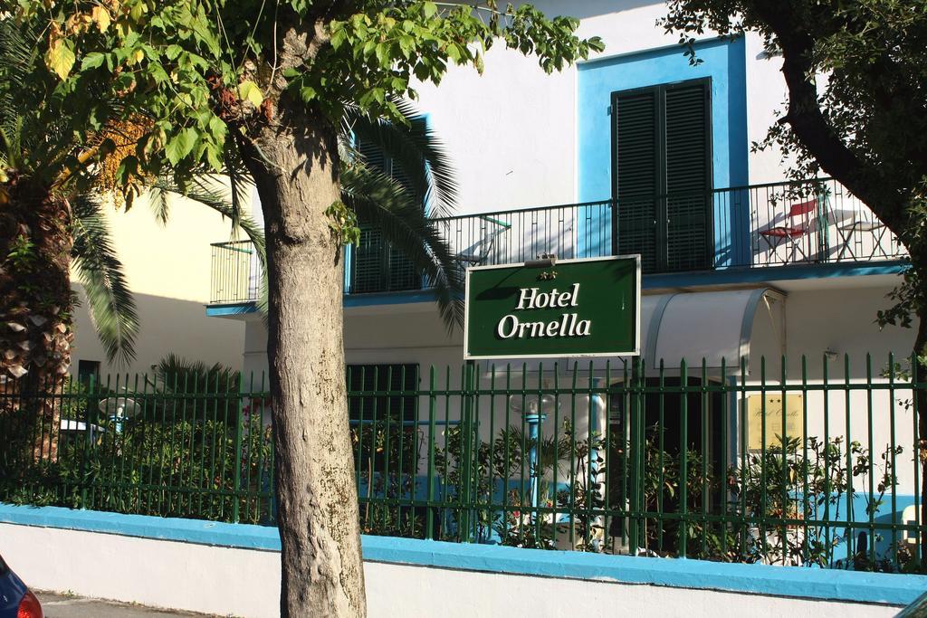 Hotel Ornella Lido di Camaiore Dış mekan fotoğraf
